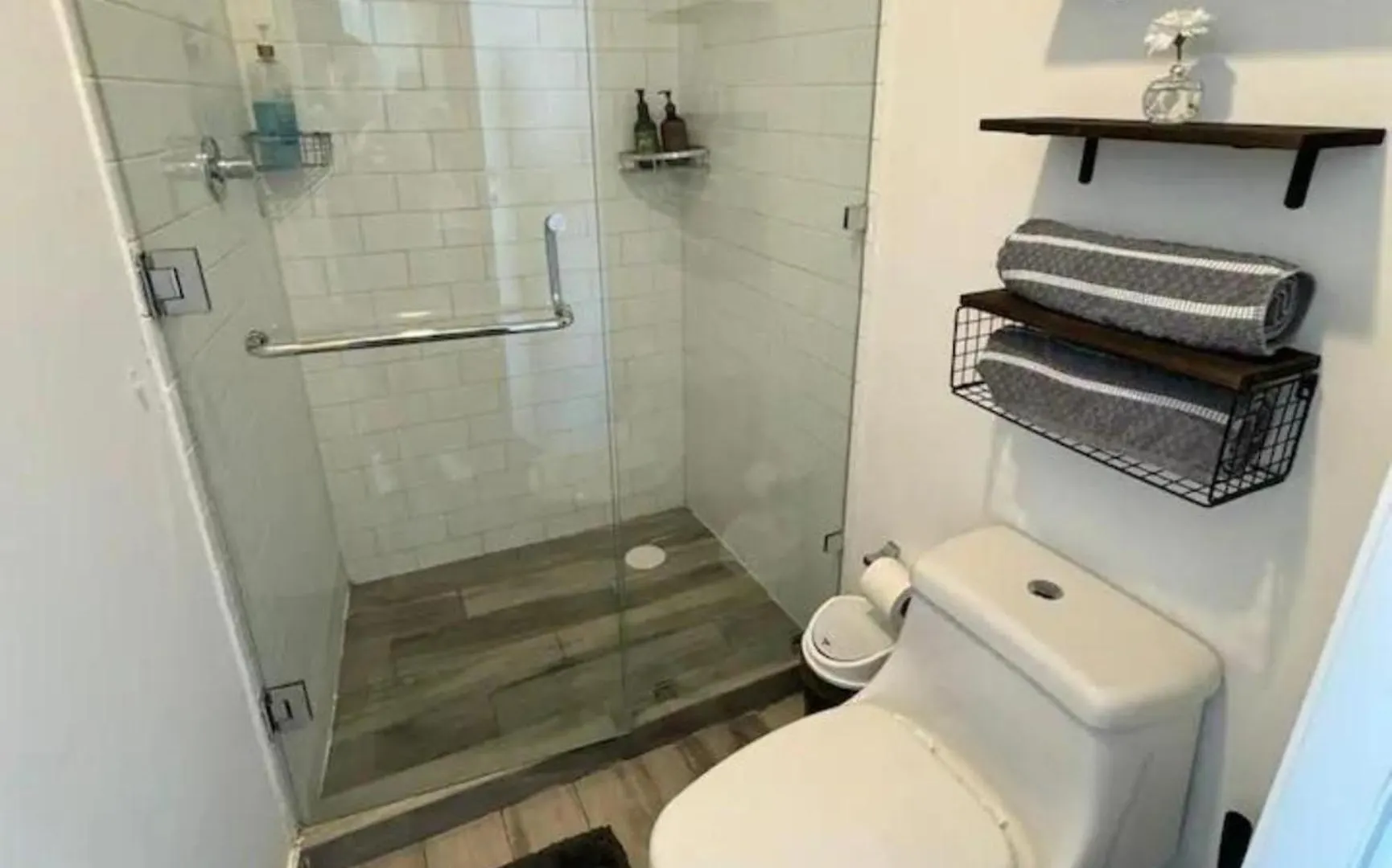 Luxurious Apartment With Charming Lake View In Merida