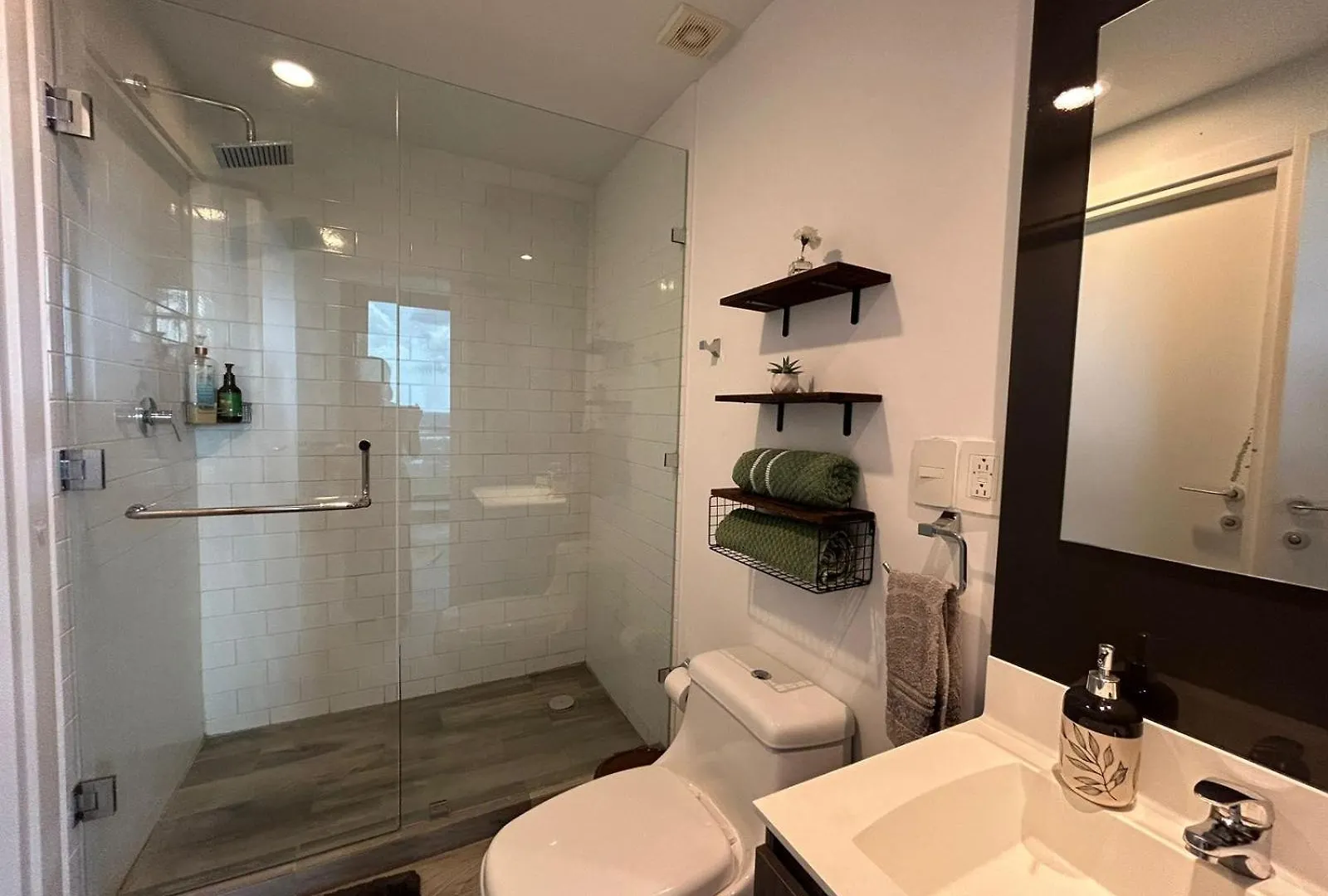 Luxurious Apartment With Charming Lake View In Merida 0*,